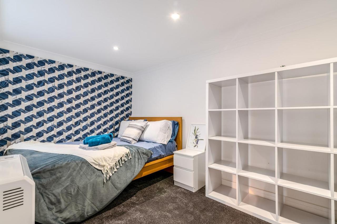 Modern One Bedroom Apartments In Brighton Eksteriør billede
