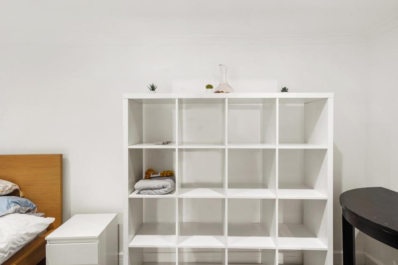 Modern One Bedroom Apartments In Brighton Eksteriør billede