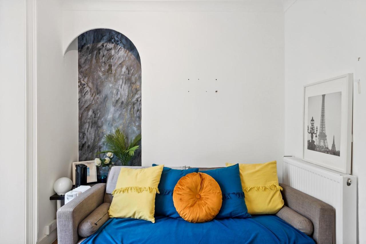Modern One Bedroom Apartments In Brighton Eksteriør billede